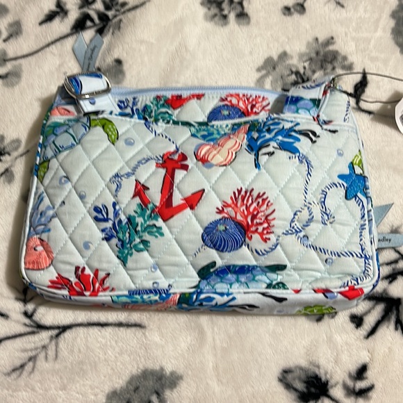 Vera Bradley anchors aweigh - Picture 2 of 4